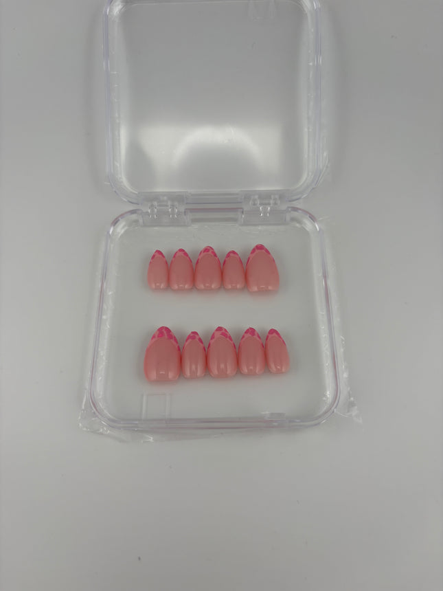 Press on nails
