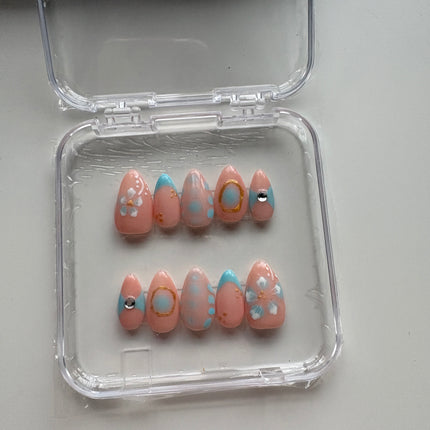 Custom made press on nails