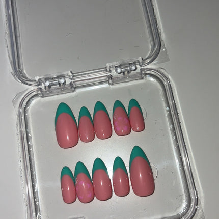Custom made press on nails