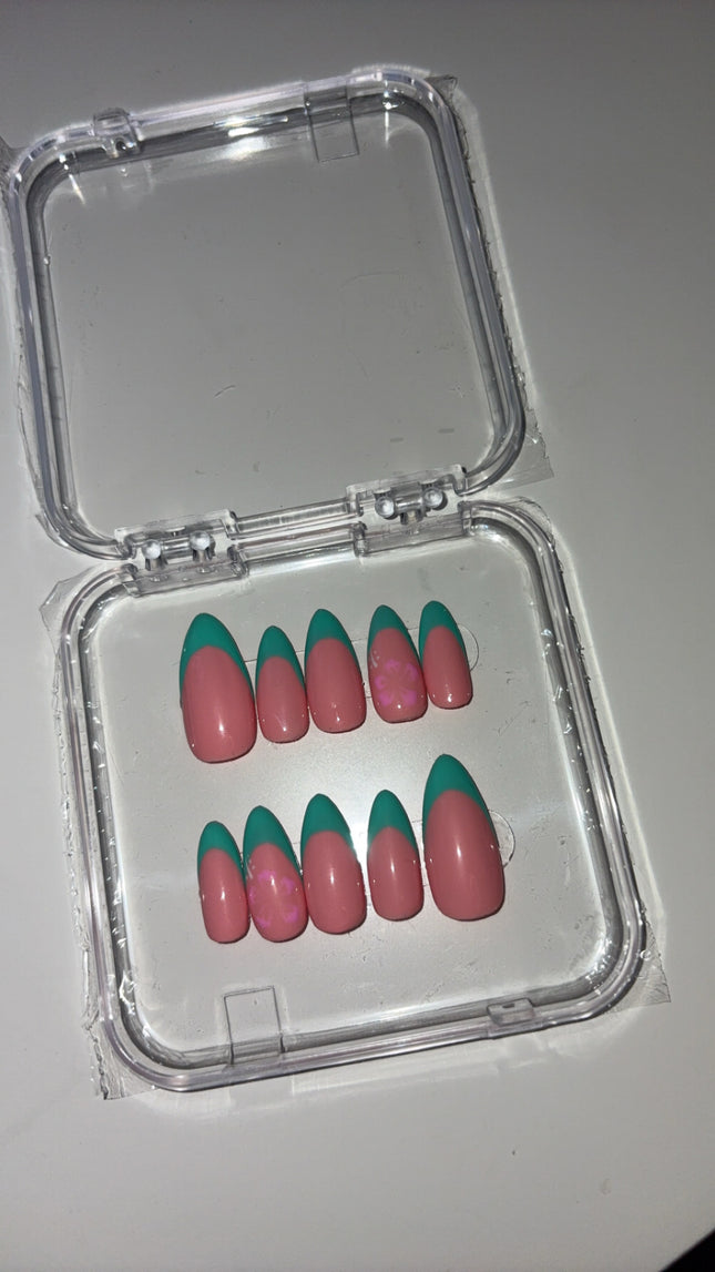 Press on nails